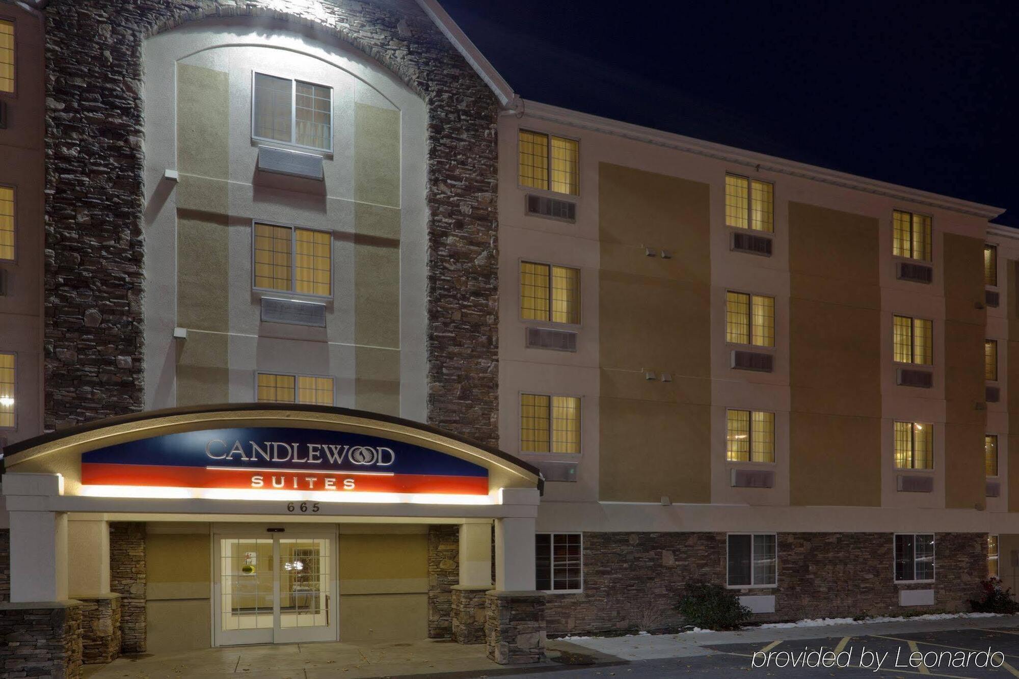 แคนเดิ้ลวูด สวีท ไอดาโฮฟอลส์ Hotel ภายนอก รูปภาพ